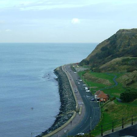 The Wharncliffe Hotel Scarborough Buitenkant foto