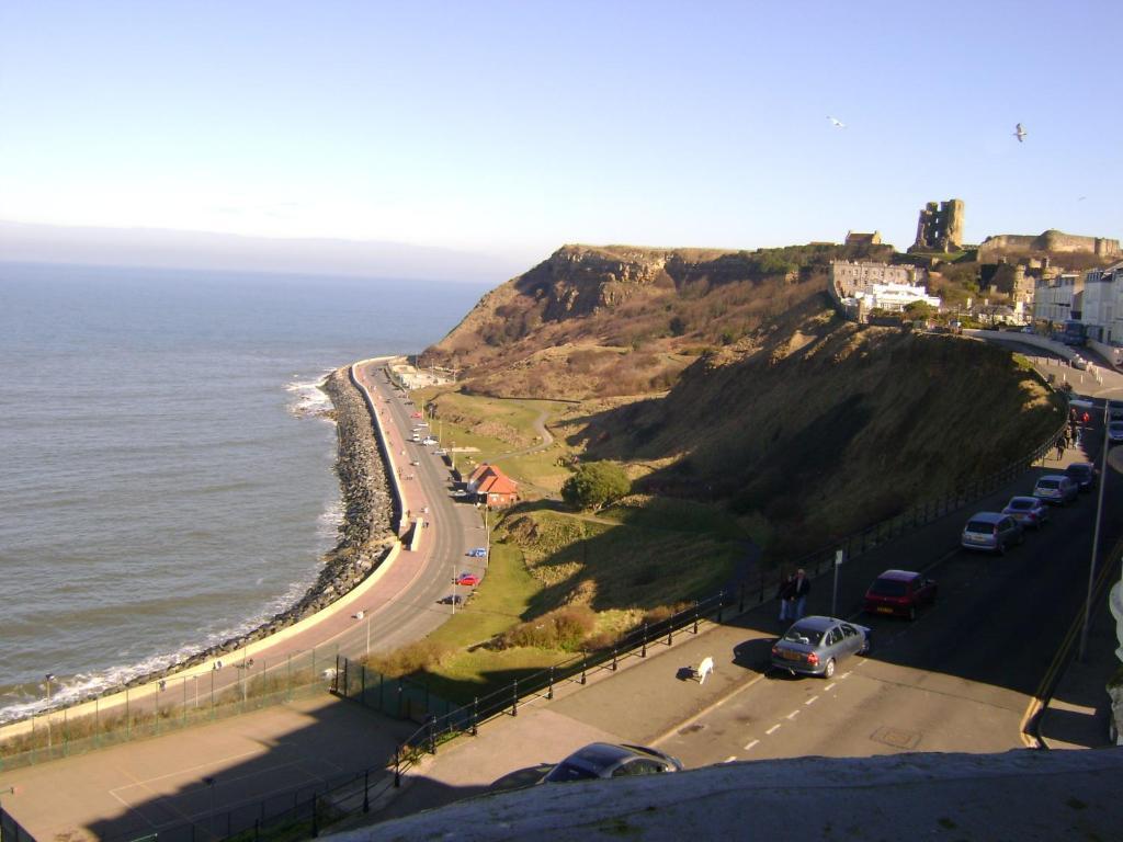The Wharncliffe Hotel Scarborough Buitenkant foto