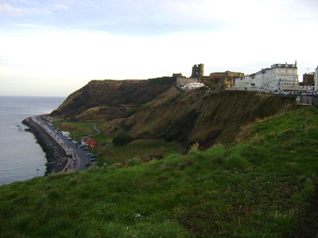 The Wharncliffe Hotel Scarborough Buitenkant foto