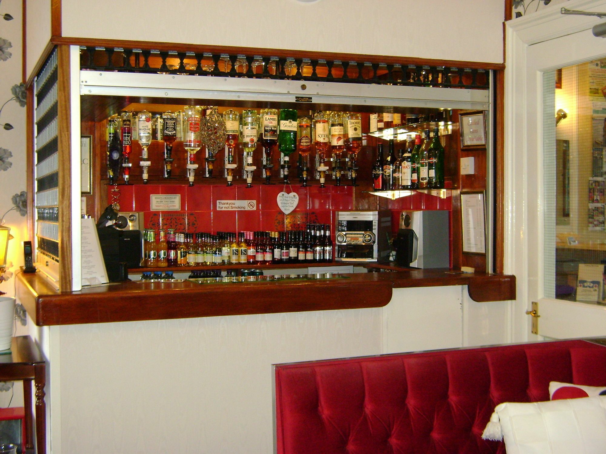 The Wharncliffe Hotel Scarborough Buitenkant foto